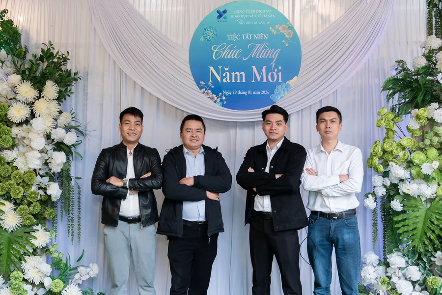 Chụp Ảnh Sự Kiện Year End Party YEC XANH — Hoạt động — Media WinWin