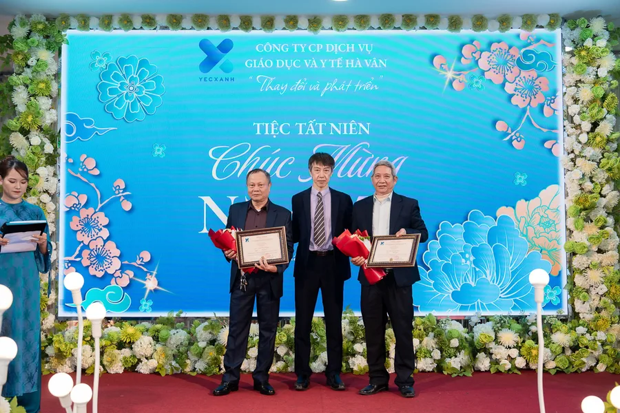 Chụp Ảnh Sự Kiện Year End Party YEC XANH — Hoạt động — Media WinWin
