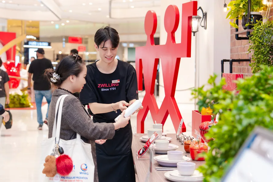 Chụp Ảnh Gian Hàng Zwilling — Gian hàng — Media WinWin