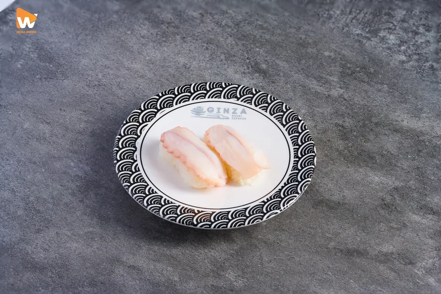 Chụp Ảnh Món Ăn Shushi Ginza Japanese Restaurant — Concept — Media WinWin