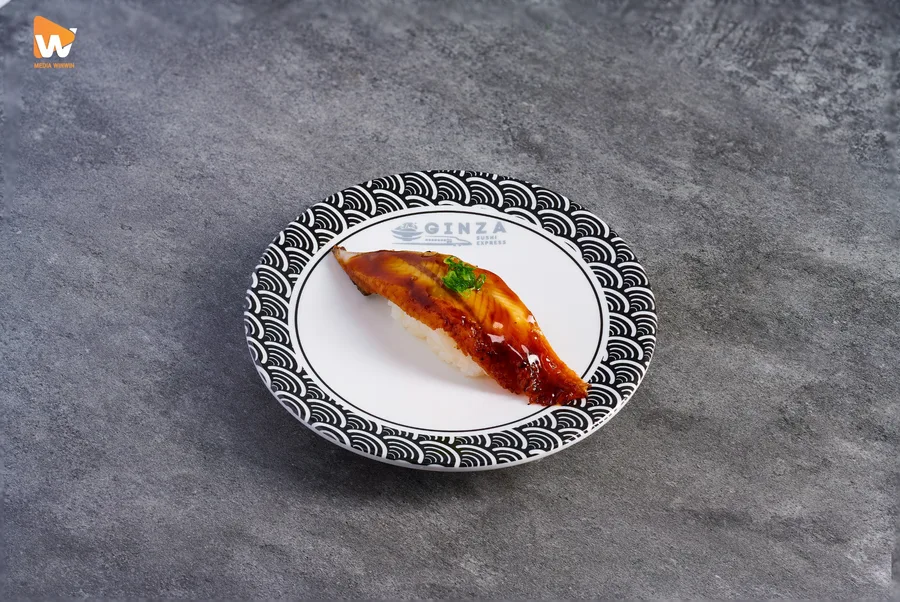 Chụp Ảnh Món Ăn Shushi Ginza Japanese Restaurant — Concept — Media WinWin