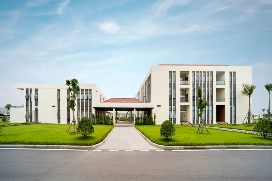 Chụp Ảnh Nhà Máy Hợp Lực — Không Gian — Media WinWin