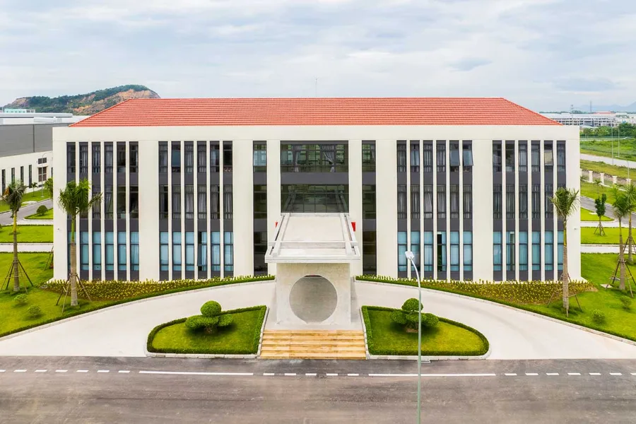 Chụp Ảnh Nhà Máy Hợp Lực — Không Gian — Media WinWin