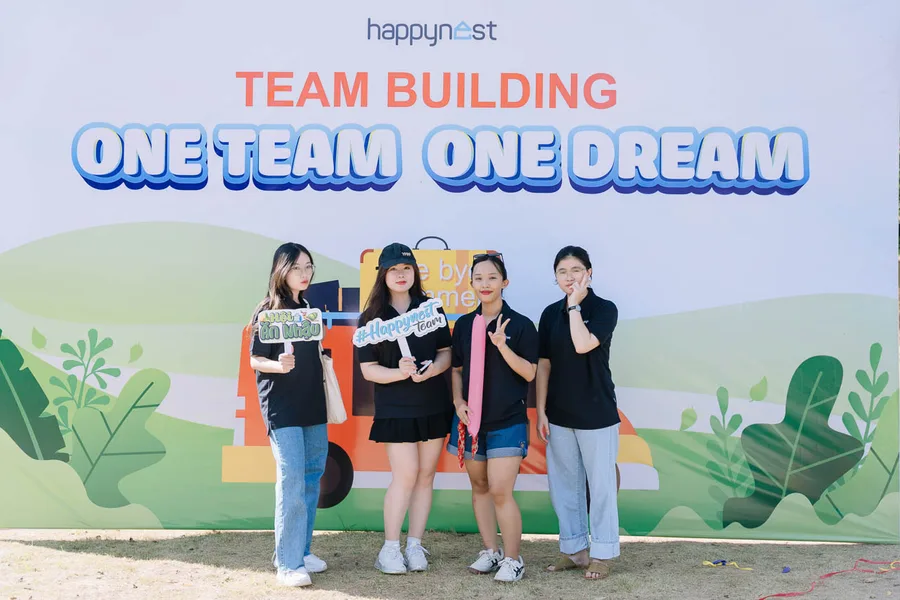 Chụp Ảnh Team Building Happy Nest — Hoạt động — Media WinWin