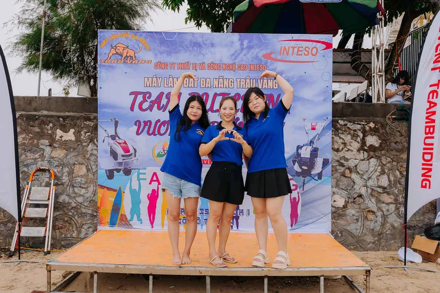 Chụp Ảnh Team Bulding Intesco — Hoạt động — Media WinWin