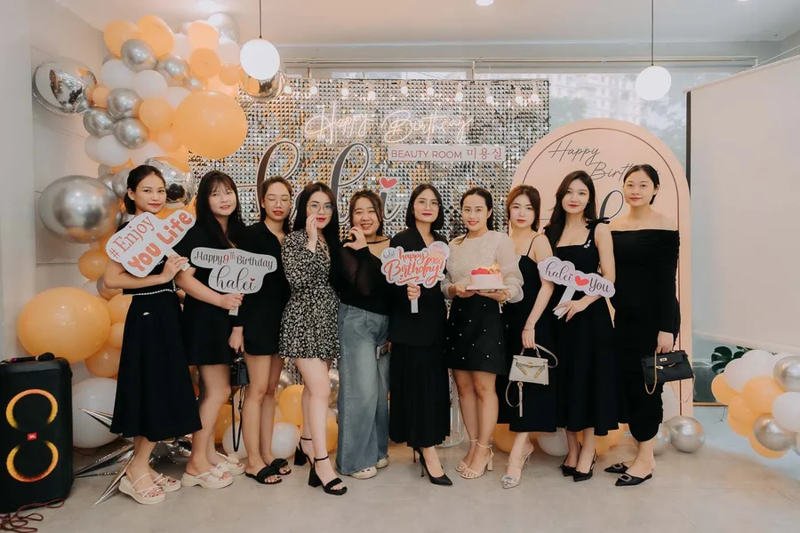 Chụp Ảnh Sự Kiện Halei — Sự Kiện — Media WinWin